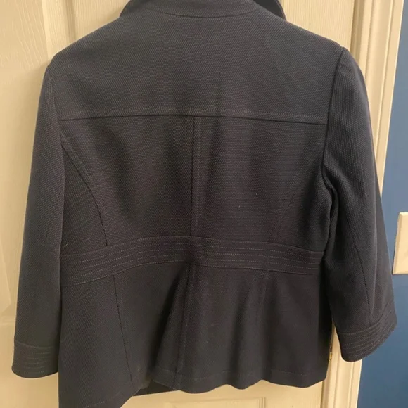 Jacket - Picture 2 of 3